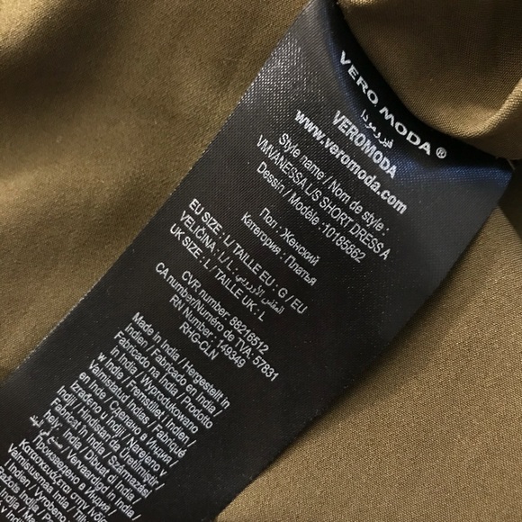 Vero Moda dress bell sleeve, shift style - Picture 13 of 13